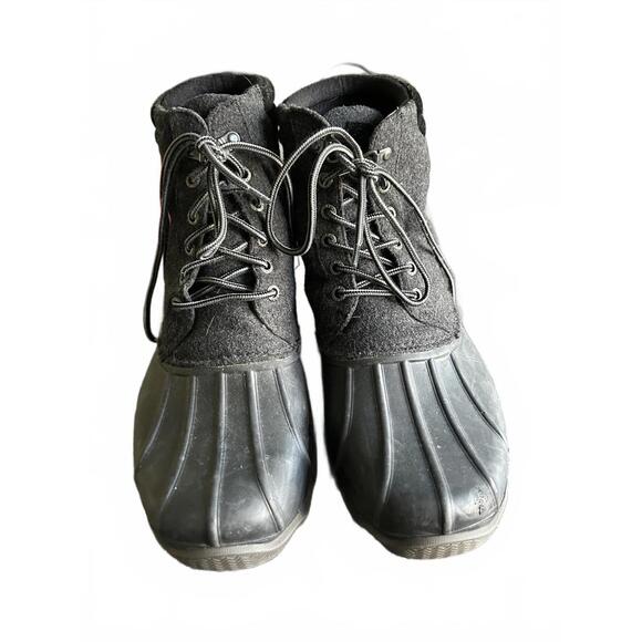 Gently used Sperry insulate boots - Picture 1 of 4